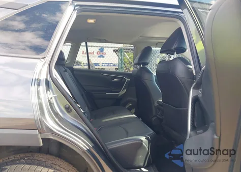 2021 Toyota Rav4 Xle Premium из США, поврежденный, VIN 2T3A1RFV4MC198108